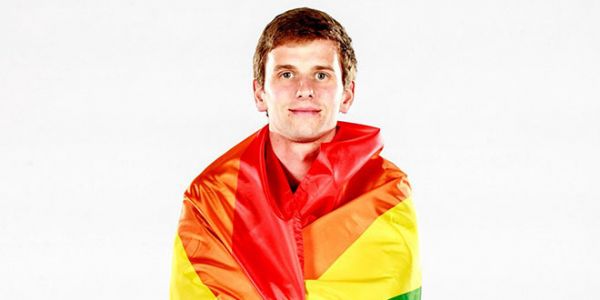 Haber | AMERİKALI ÜNLÜ FUTBOLCU EŞCİNSEL OLDUĞUNU AÇIKLADI