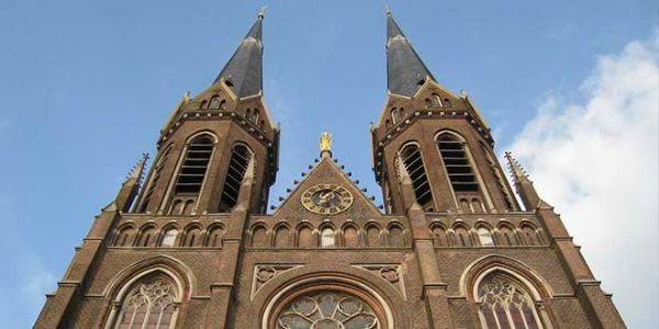 Haber | FRANSA PROTESTAN KLİSESİ EŞCİNSEL EVLİLİKLERİ DE KUTSAYACAK