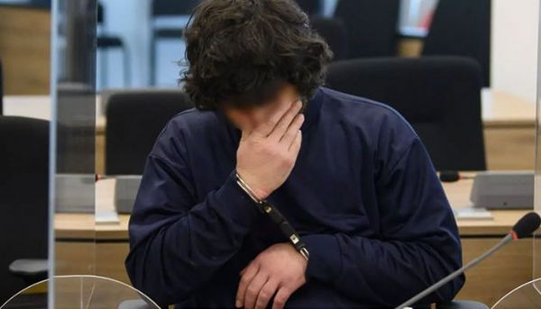 Haber | EŞCİNSEL ÇİFTİ BIÇAKLAYAN RADİKAL İSLAMCIYA MÜEBBET HAPİS CEZASI